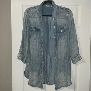 Cato size medium button up